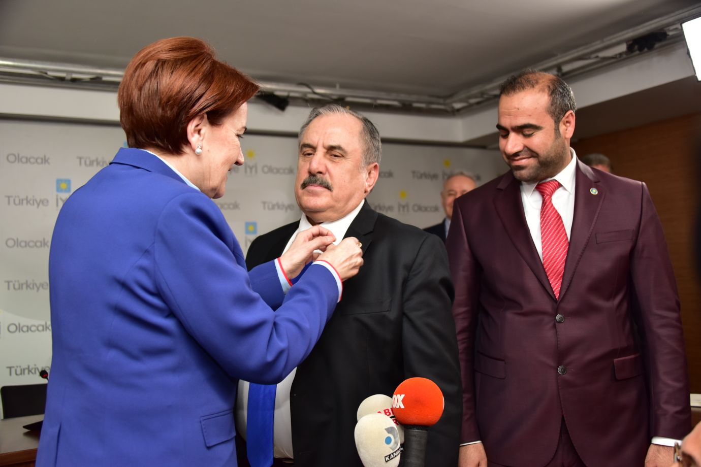 PKK elebaşı Öcalan’a özgürlük İsteyen Ensarioğlu’na İYİ Parti’den ödül gibi adaylık!