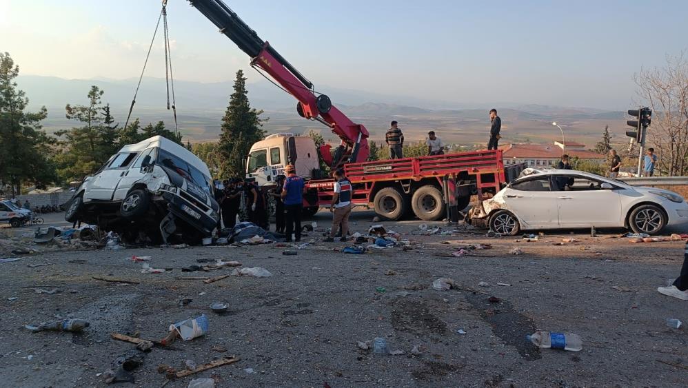 Gaziantep’te katliam gibi kaza!