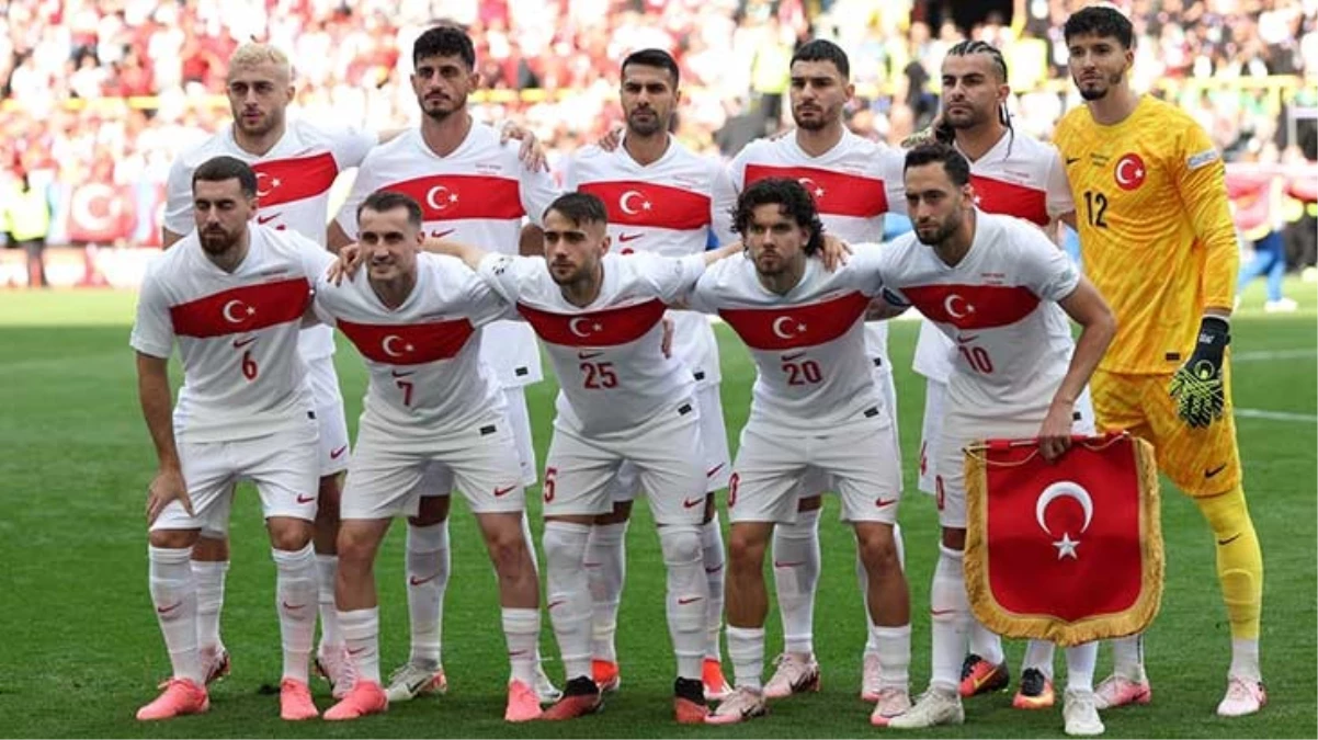 Türkiye-Çekya Maçı kadroları! Montella’nın Arda Güler kararı!