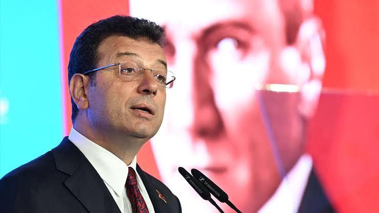 CHP’li İBB Başkanı Ekrem İmamoğlu Cuma Hutbes’inden rahatsız oldu