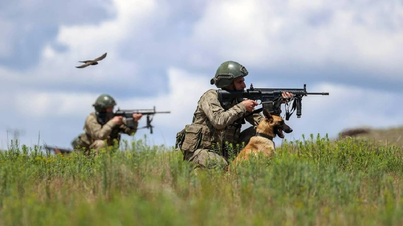 Mehmetçik’ten sınır operasyonu! PKK’ya ağır darbe!