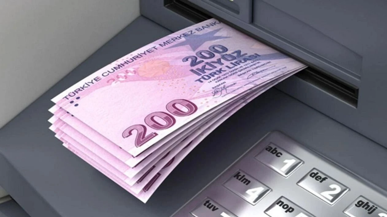 ATM’lerde para çekme ve yatırma işlemleri sil baştan!