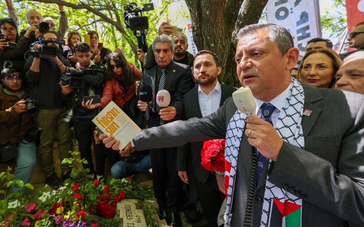 Özgür Özel’den Filistin için ‘iki devletli çözüm’ çağrısı