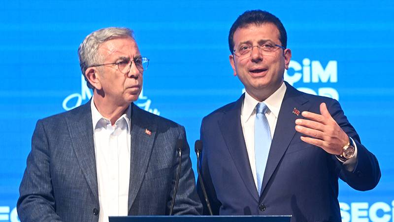 CHP’de ön seçim süreci başladı: Ekrem İmamoğlu için imzalar toplanıyor